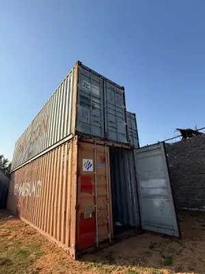 نوفر حاويات عالية الجودة بتصميمات عصرية وتنفيذ احترافي تناسب جميع الاستخدامات،