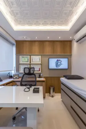 عيادات للبيع - عياده للبيع ريسيل 33م سعر مميز مول راي ويست ريحانة 6 اكتوبر