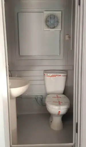 مصنع حمامات متنقلة - الابداع للفيبر جلاس