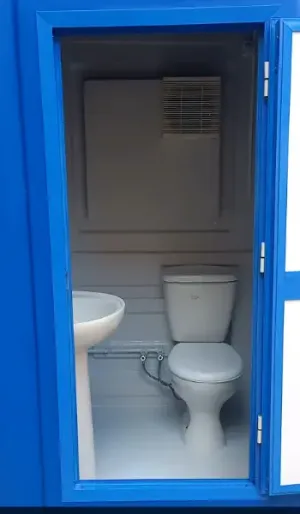 مصنع حمامات متنقلة - الابداع للفيبر جلاس