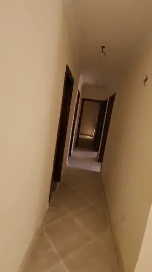 شقة للإيجار 140م من المالك كمبوند دار مصر القرنفل Dar Misr التجمع الاول بجوار الرحاب و ديار بارك و جاردينيا سبرينجز و فيفث سكوير - 3 غرف نوم و 3 حمام