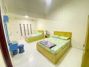 فيلا مميزة  للبيع في مارينا 6 بحمام سباحة خاص مساحة 450 متر