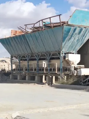 للايجار مصنع مميز منطقة الالف مصنع