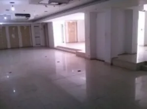 للايجار مطعم كامل المرافق على كورنيش المعادى من المالك مباشرة