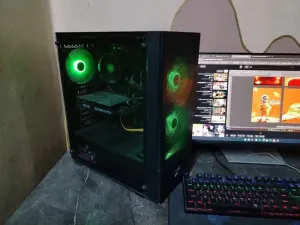 كيسة كمبيوتر قوي للمونتاج و الالعاب بحالة ممتازة