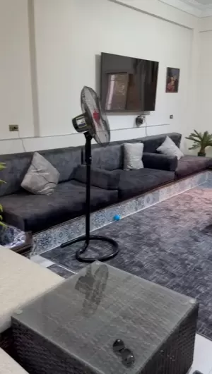 Blue flat Banafseg 9 Waterway mall